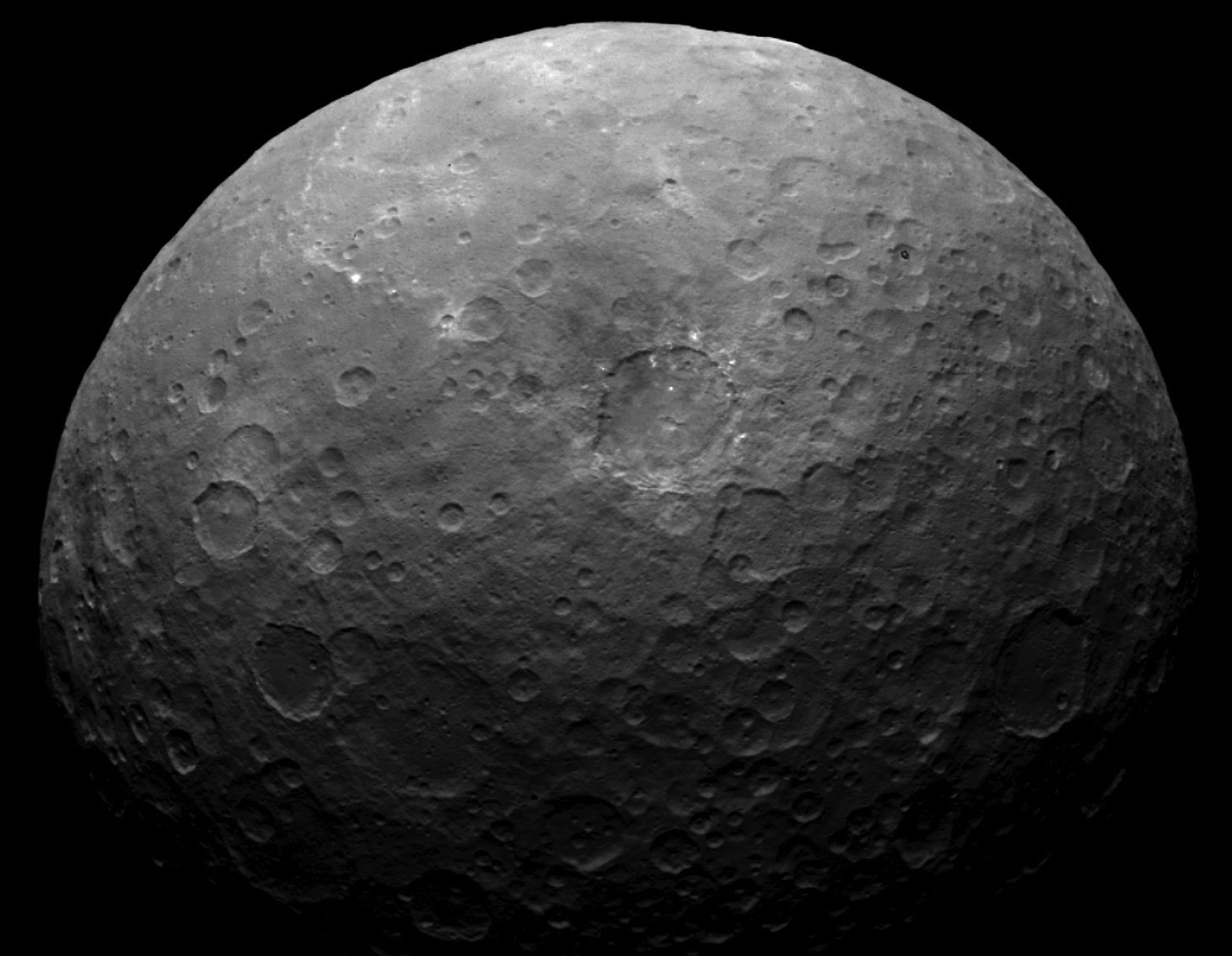 Ceres shines bright in new Dawn images | STEAM Register